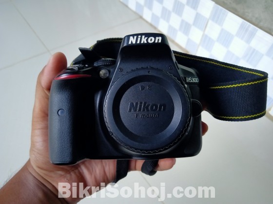 Nikon D-5300